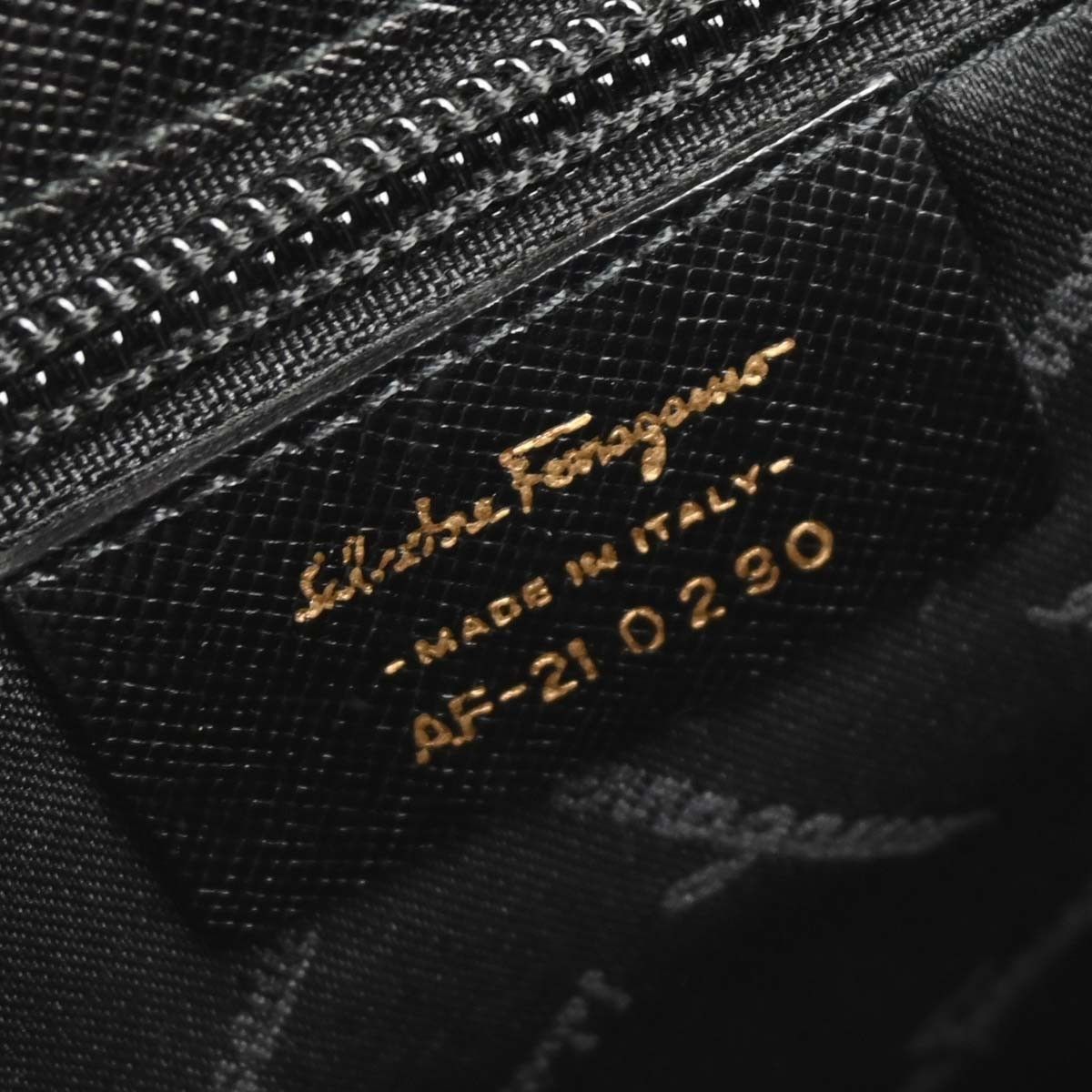 Salvatore Ferragamo Salvatore Ferragamo Convertible Top Handle Bag Leather Size ONE SIZE - 4 Thumbnail