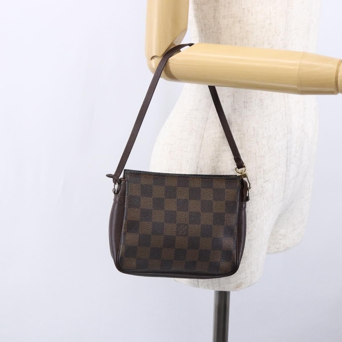 Louis Vuitton Louis Vuitton Trousse Make Up Bag Damier Size ONE SIZE - 15 Thumbnail