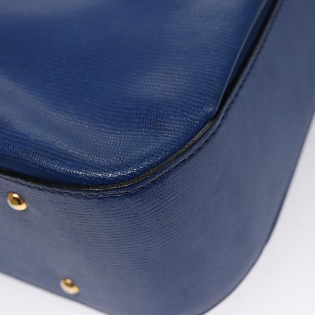 Celine Celine Vintage turn lock shoulder bag Leather Size ONE SIZE - 12 Thumbnail