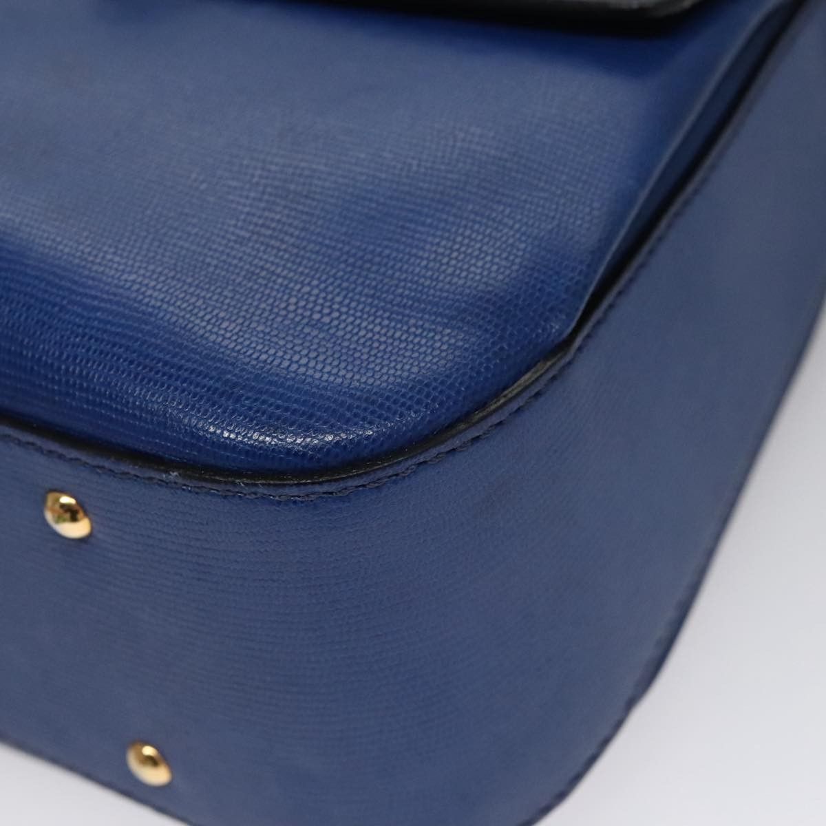 Celine Celine Vintage turn lock shoulder bag Leather Size ONE SIZE - 9 Thumbnail