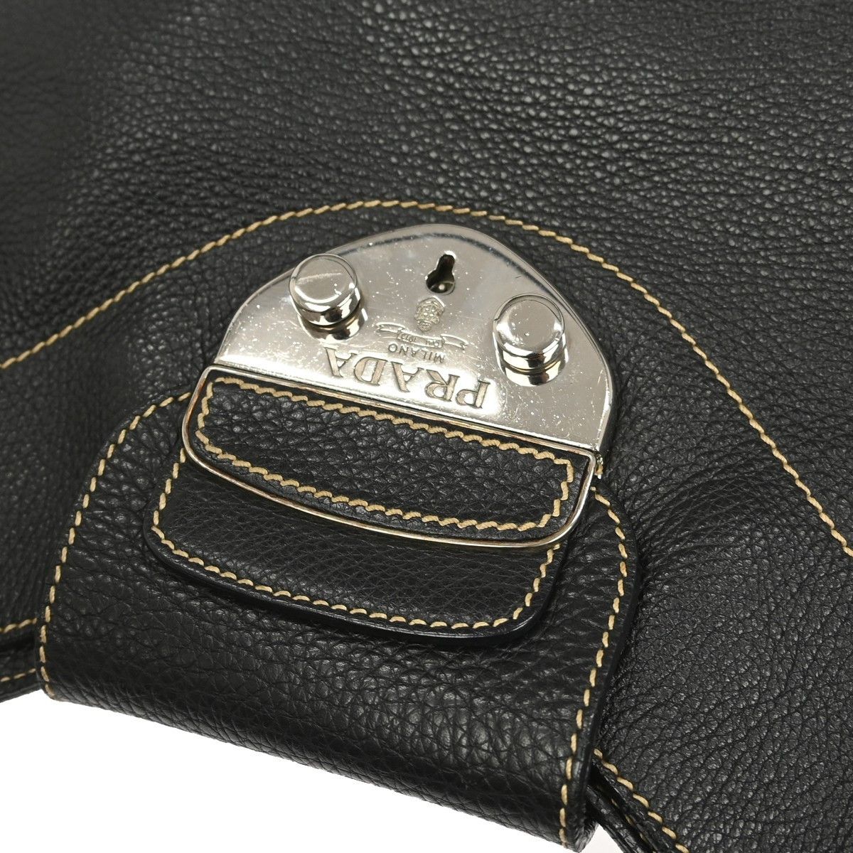 Prada Prada Vintage Shoulder Bag Leather Size ONE SIZE - 7 Thumbnail