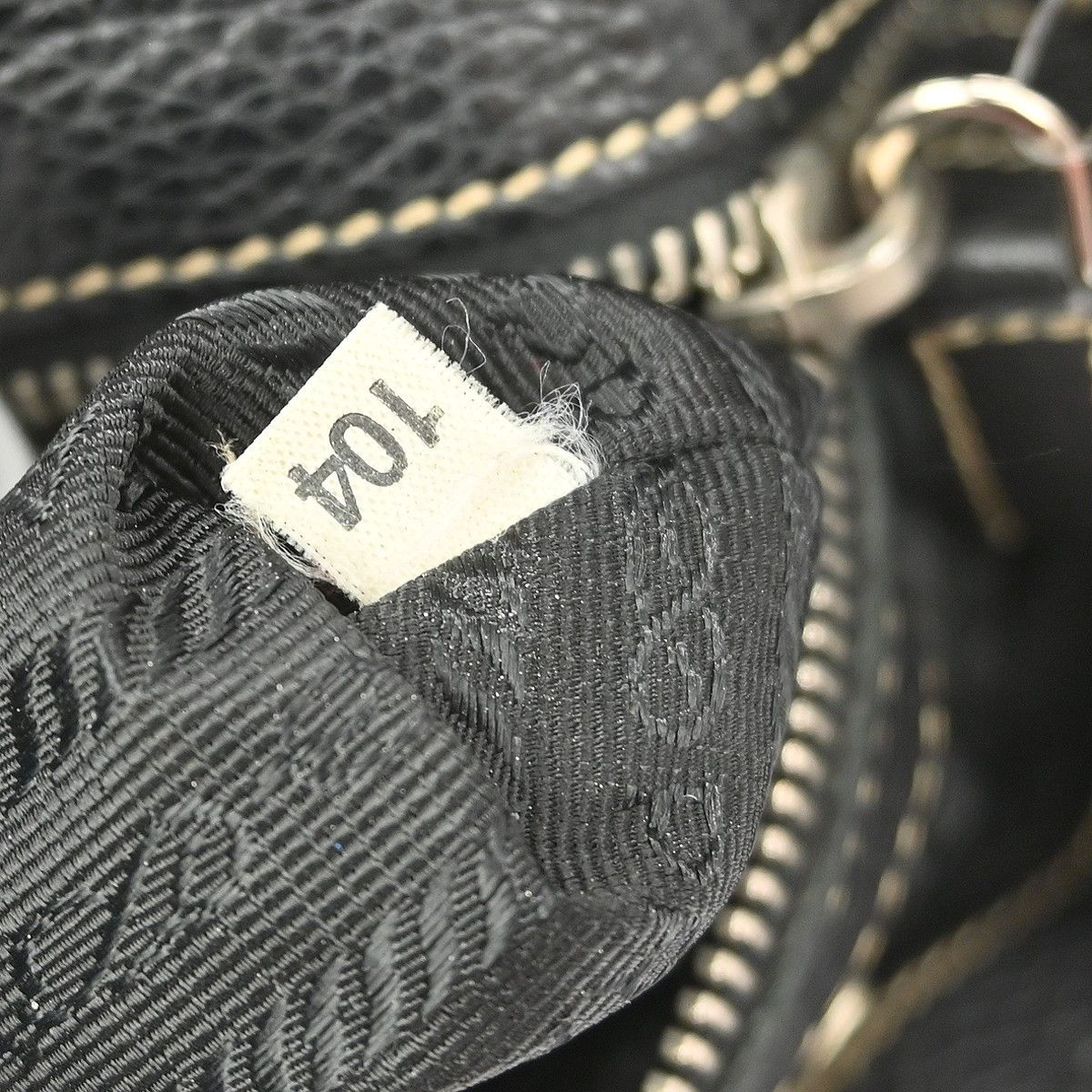 Prada Prada Vintage Shoulder Bag Leather Size ONE SIZE - 5 Thumbnail