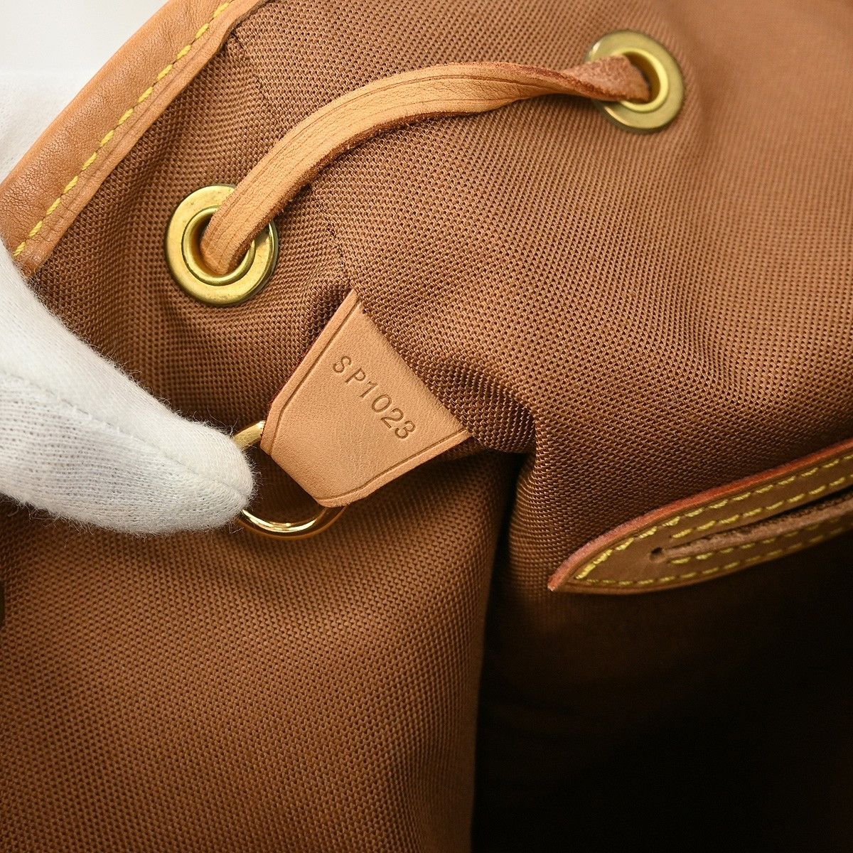 Louis Vuitton Louis Vuitton Vintage Montsouris Backpack Monogram Canvas Size ONE SIZE - 5 Thumbnail