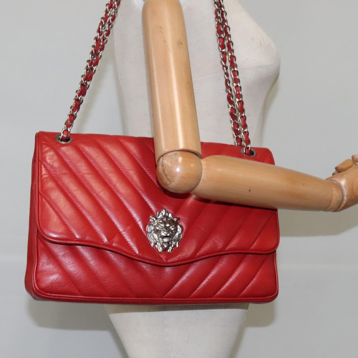Chanel Chanel Leo Lion Flap Bag Chevron Lambskin Size ONE SIZE - 14 Thumbnail