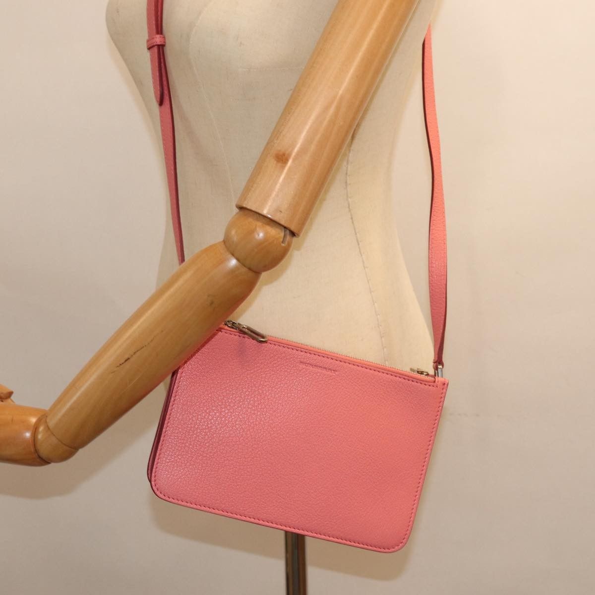 Burberry Burberry Penhurst Triple Zip Crossbody Leather Size ONE SIZE - 14 Thumbnail