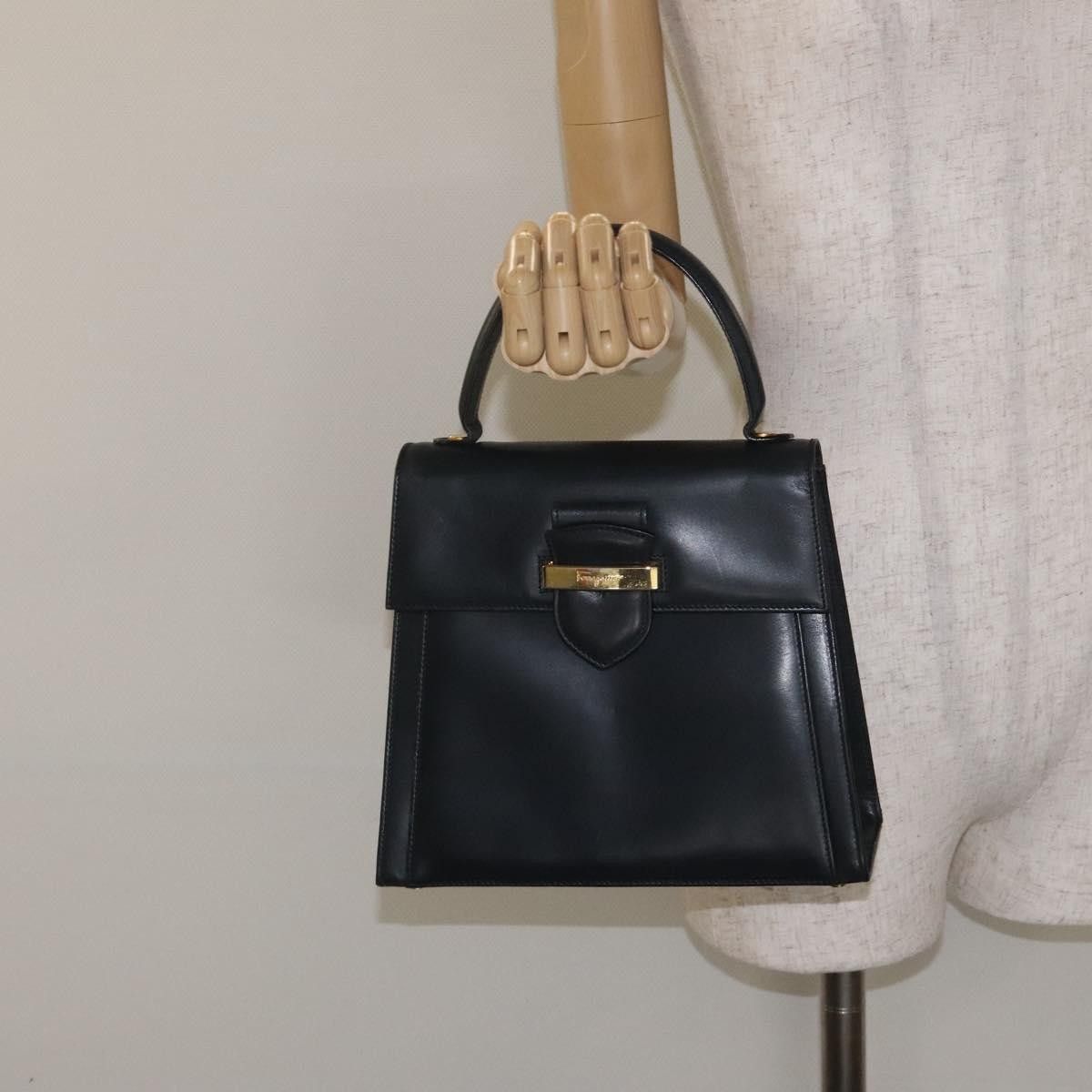 Salvatore Ferragamo Salvatore Ferragamo Vintage Leather Size ONE SIZE - 18 Thumbnail