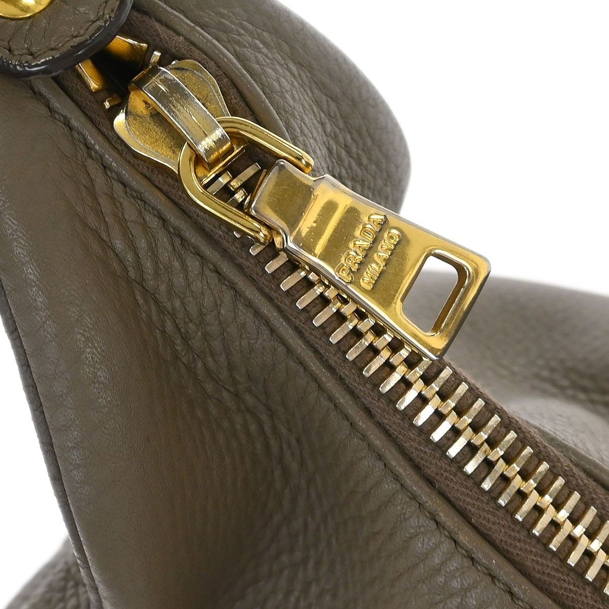 Prada Prada Zip Top Hobo Vitello Daino Size ONE SIZE - 9 Thumbnail