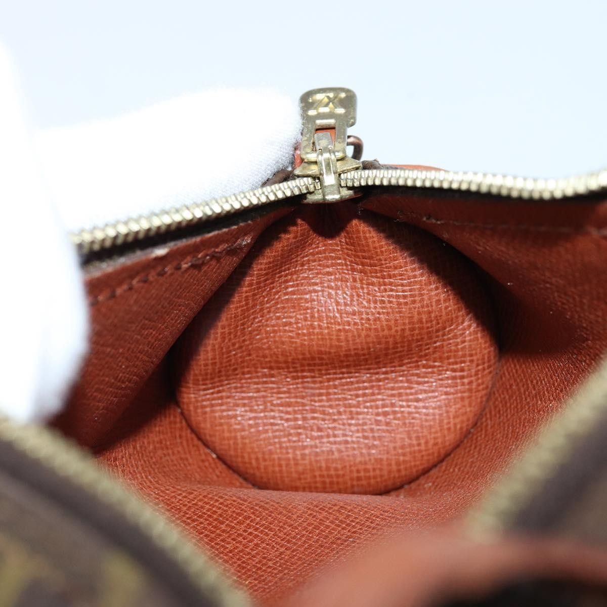 Louis Vuitton Louis Vuitton Papillon Pochette Monogram Canvas Size ONE SIZE - 16 Thumbnail