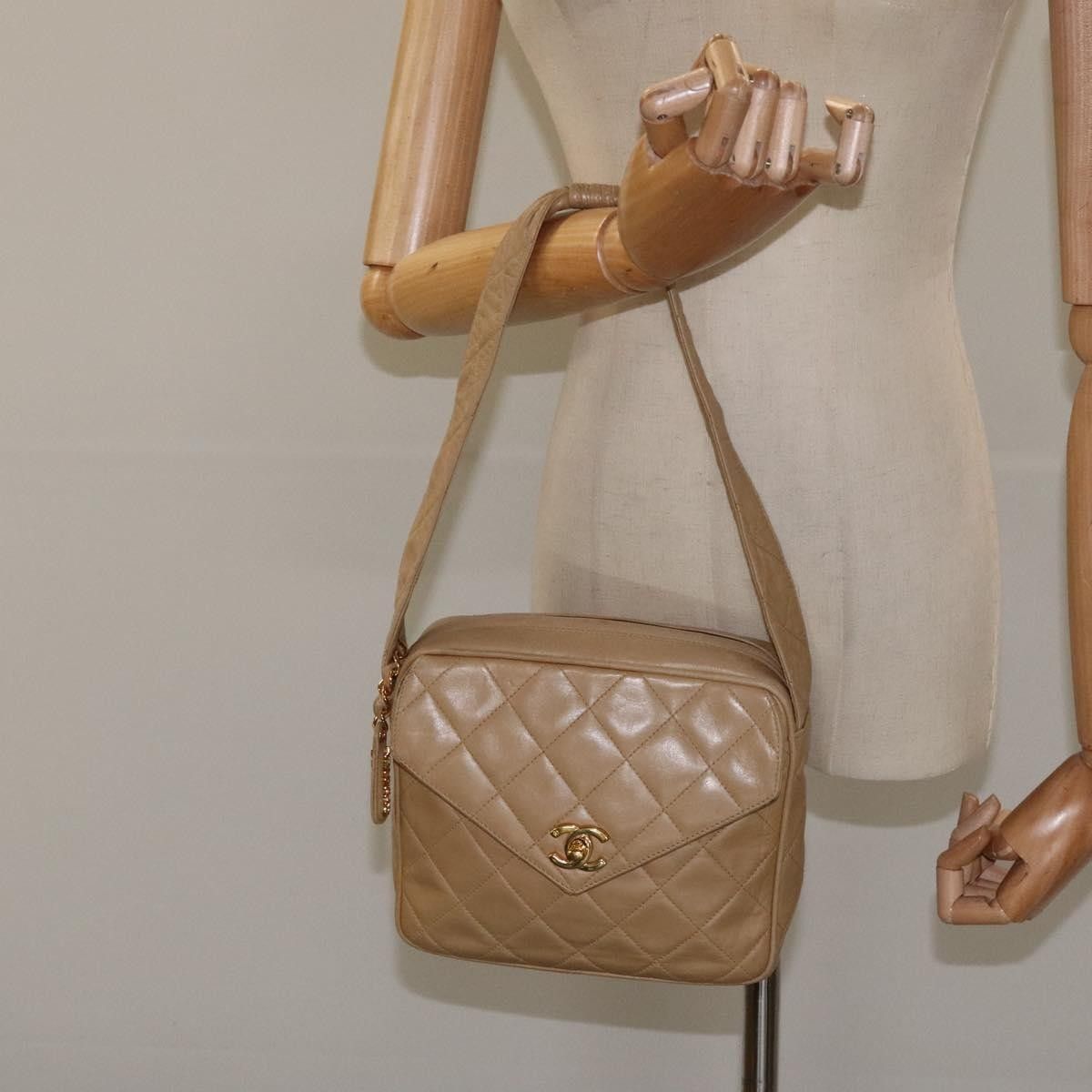 Chanel Chanel Vintage Front Pocket Camera Shoulder Bag Leather Size ONE SIZE - 16 Thumbnail