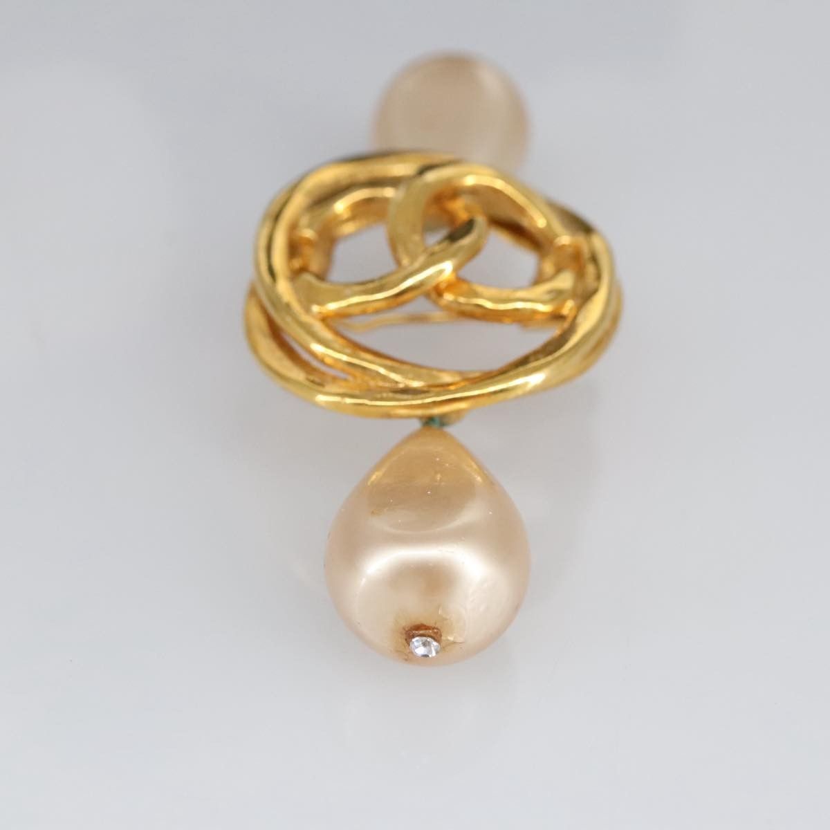 Chanel Chanel CC Coco Brooch Metal with Faux Pearls and Crystals Size ONE SIZE - 8 Thumbnail