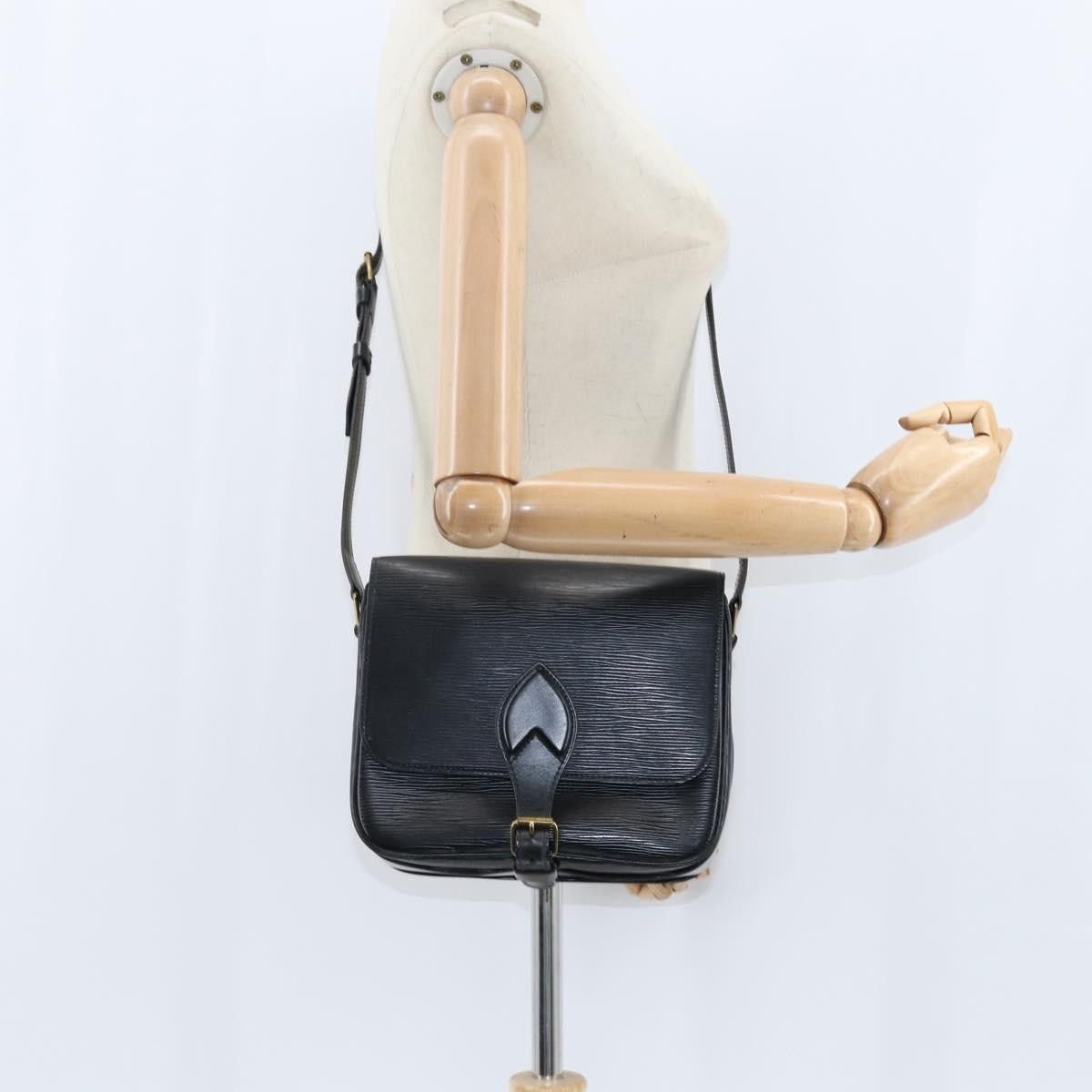 Louis Vuitton Louis Vuitton Cartouchiere Handbag Epi Leather Size ONE SIZE - 20 Thumbnail