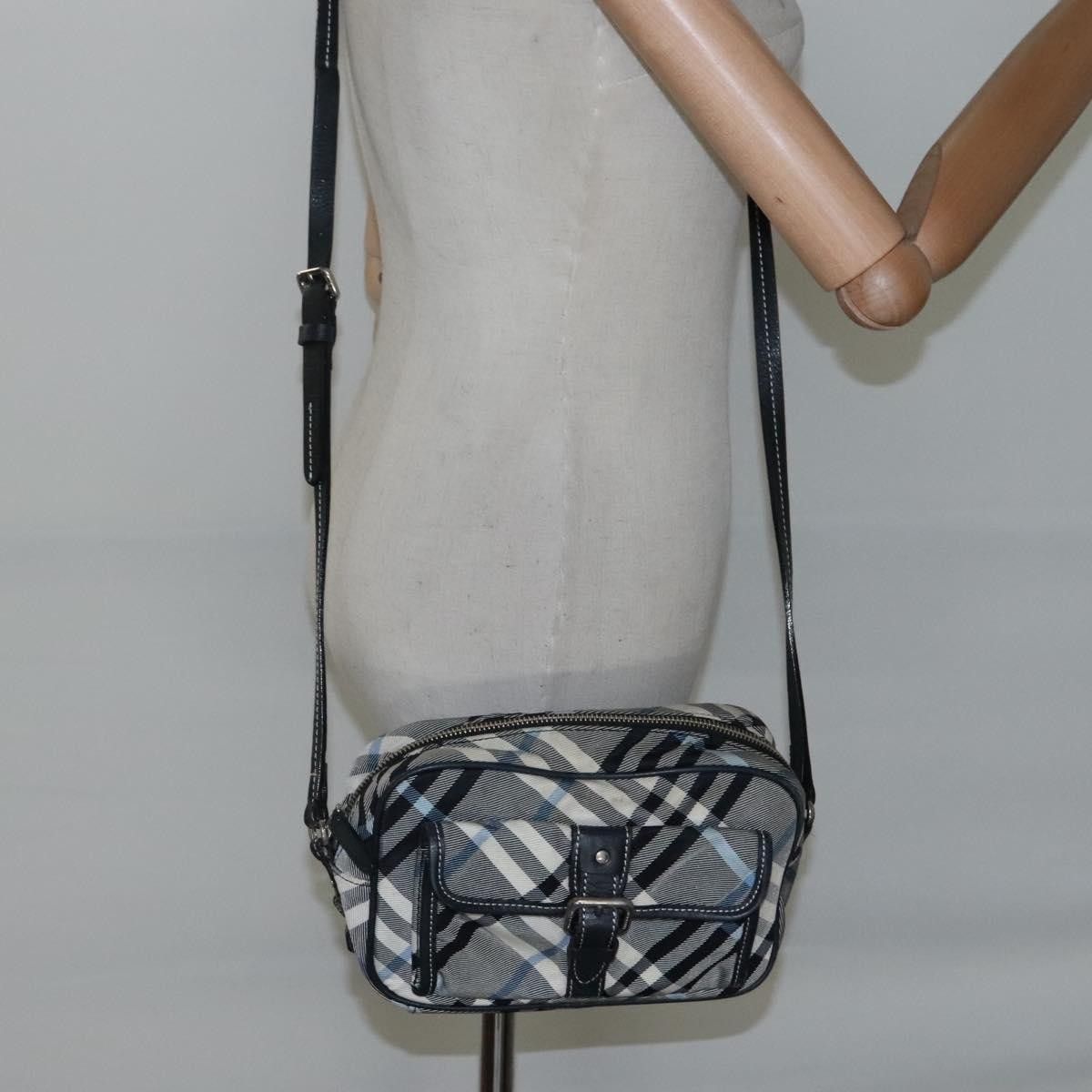 Burberry Burberry Nova Check Blue Label Nylon Size ONE SIZE - 14 Thumbnail