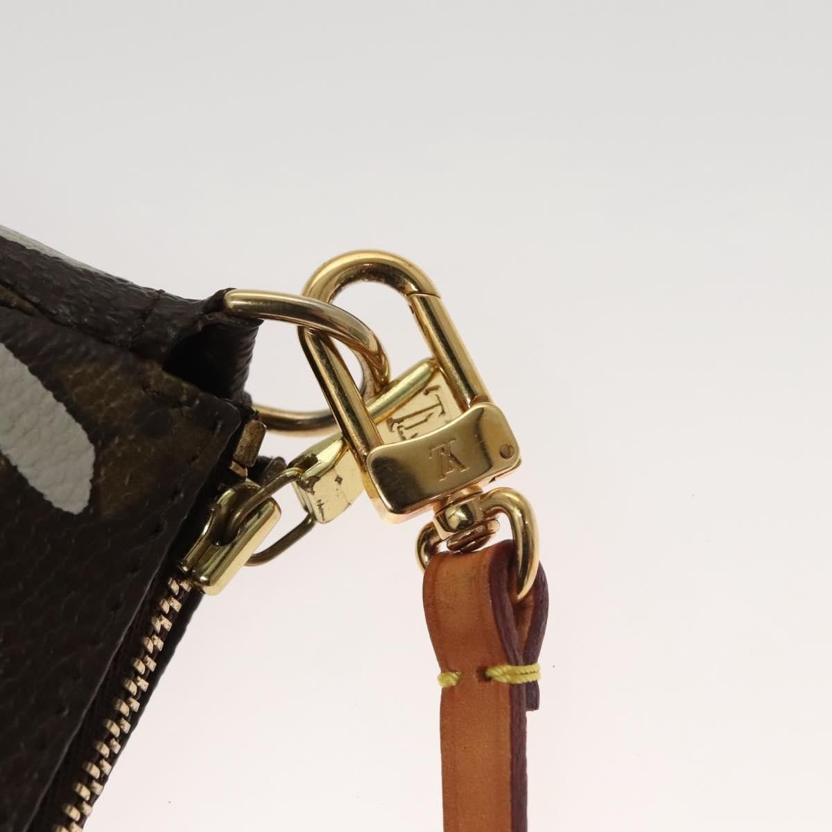 Louis Vuitton Louis Vuitton Pochette Accessoires Limited Edition Monogram Graffiti Size ONE SIZE - 14 Thumbnail