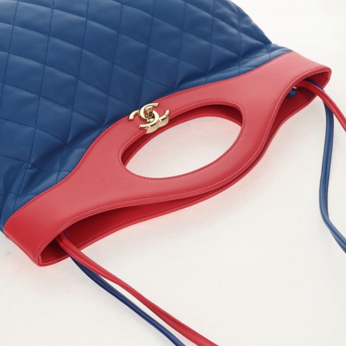 Chanel Chanel 31 Shopping Bag Quilted Lambskin Size ONE SIZE - 16 Thumbnail