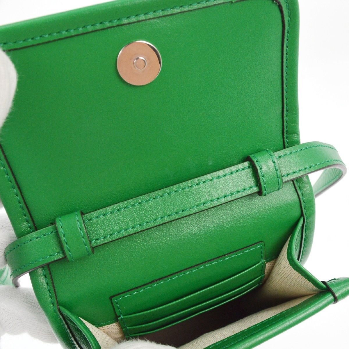 Gucci Gucci Flap Crossbody Bag GG Embossed Perforated Leather Size ONE SIZE - 7 Thumbnail