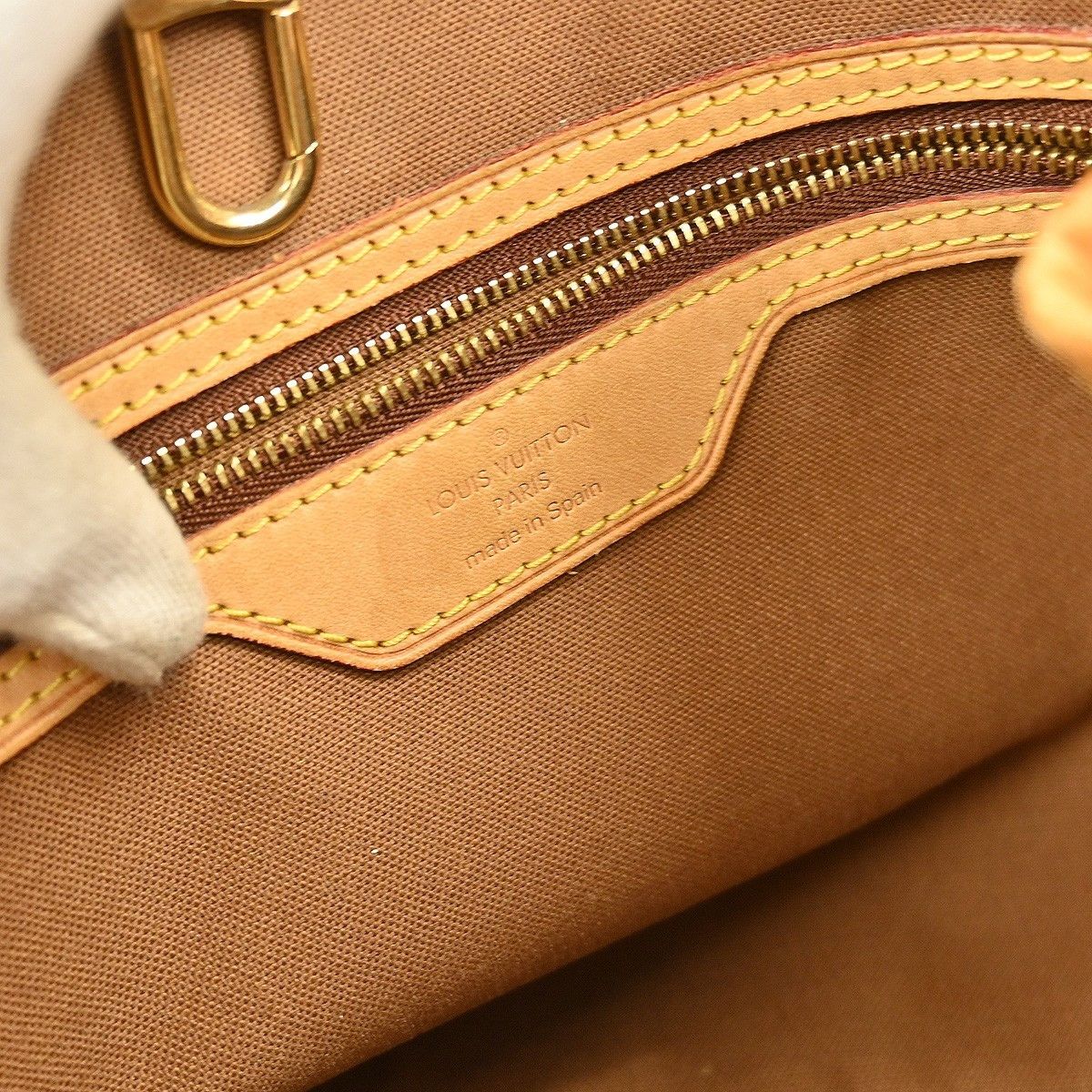 Louis Vuitton Louis Vuitton Batignolles Handbag Monogram Canvas Size ONE SIZE - 4 Thumbnail