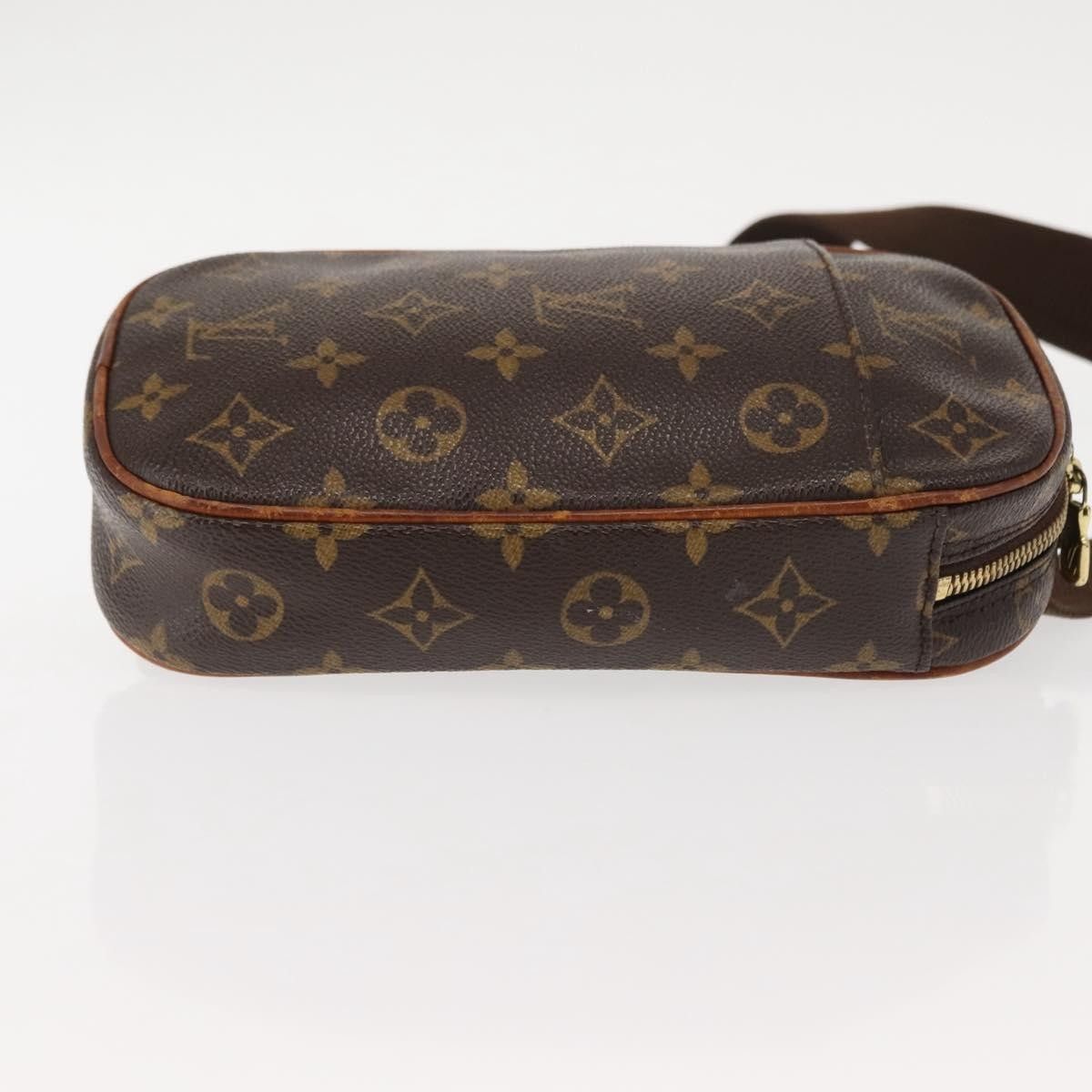 Louis Vuitton Louis Vuitton Pochette Gange Monogram Canvas Size ONE SIZE - 3 Thumbnail