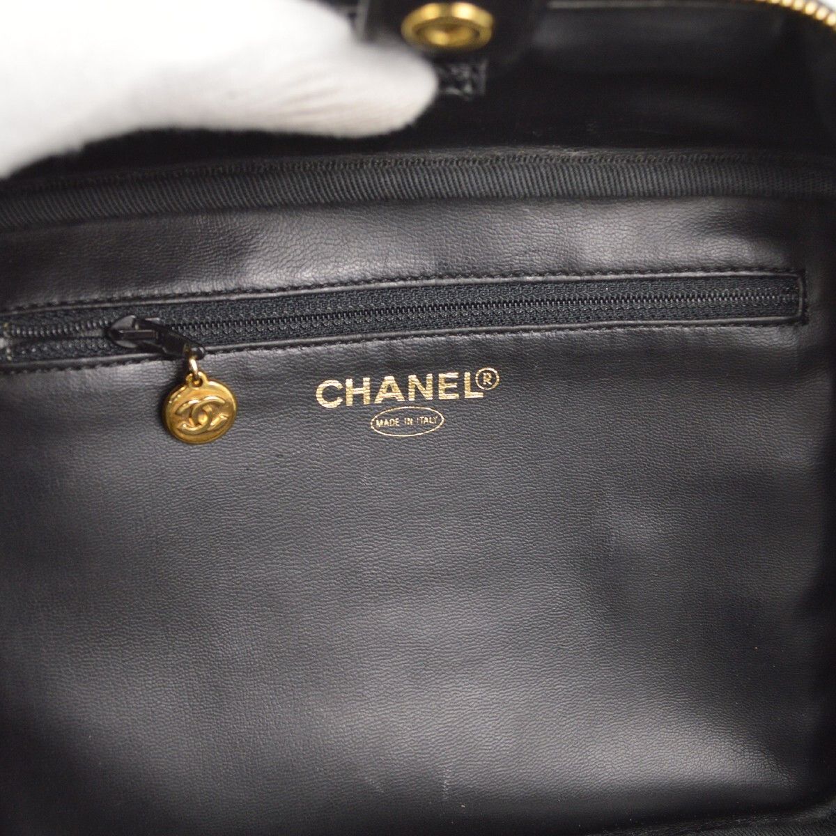 Chanel Chanel Vintage Timeless Zip Around Vanity Case Caviar Size ONE SIZE - 5 Thumbnail