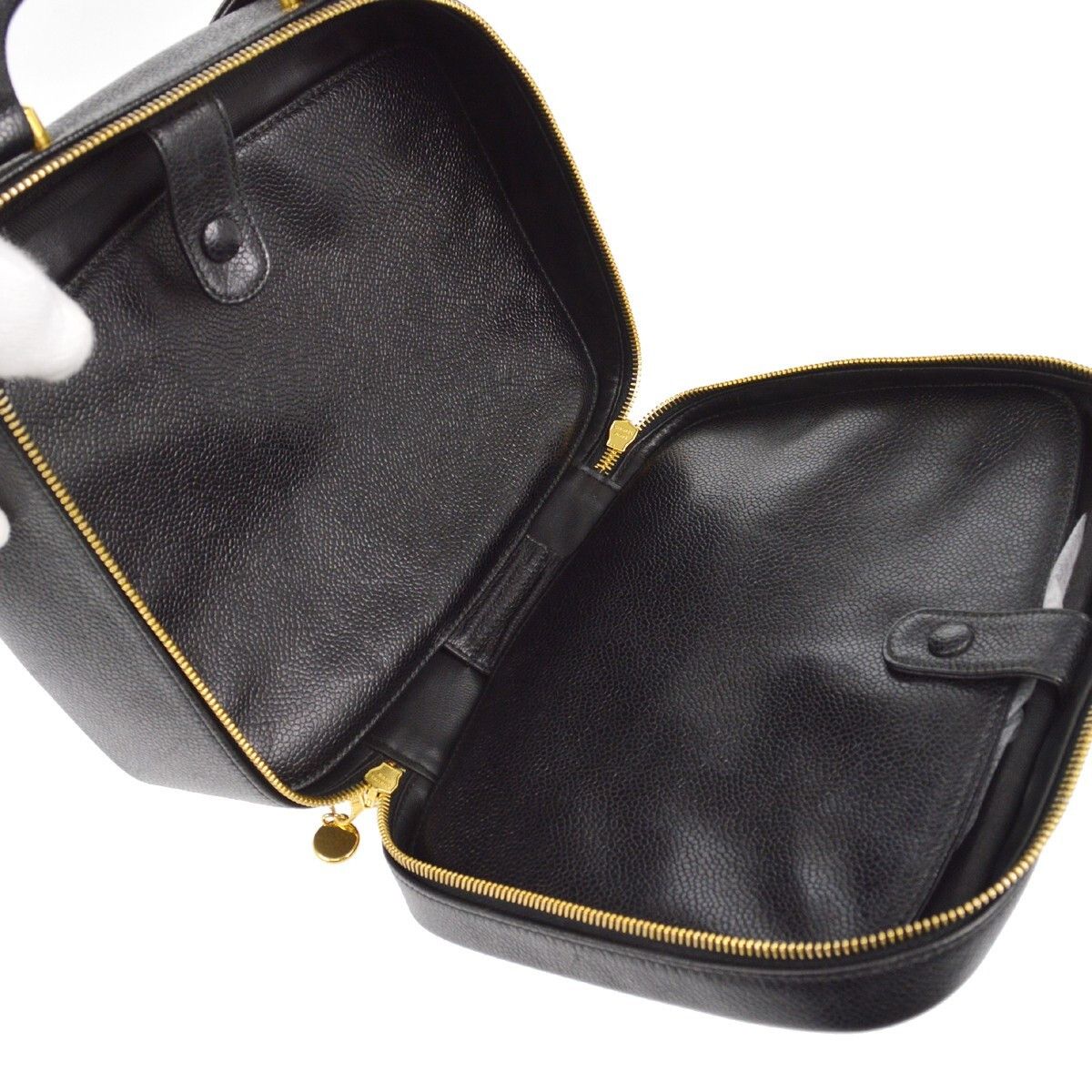 Chanel Chanel Vintage Timeless Zip Around Vanity Case Caviar Size ONE SIZE - 4 Thumbnail
