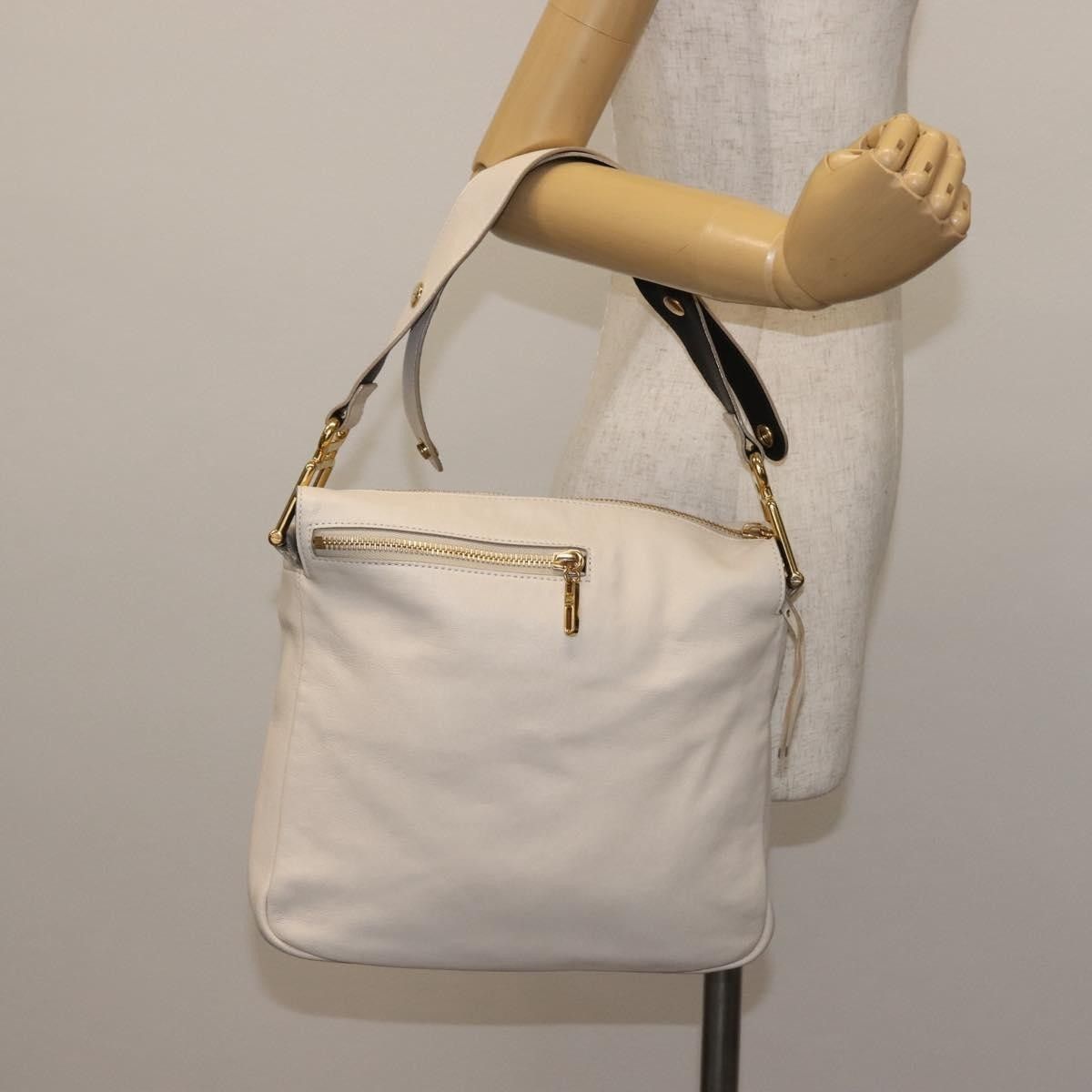 Chloe Chloe Vanessa Shoulder Bag Leather Size ONE SIZE - 14 Thumbnail