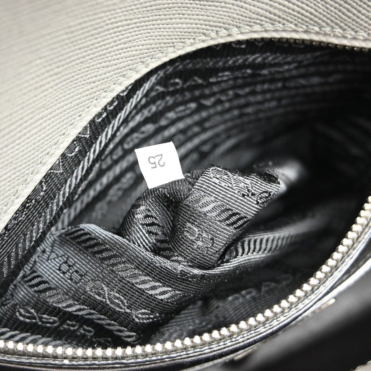 Prada Prada Turnlock Cuir Twin Tote Saffiano Leather Size ONE SIZE - 4 Thumbnail