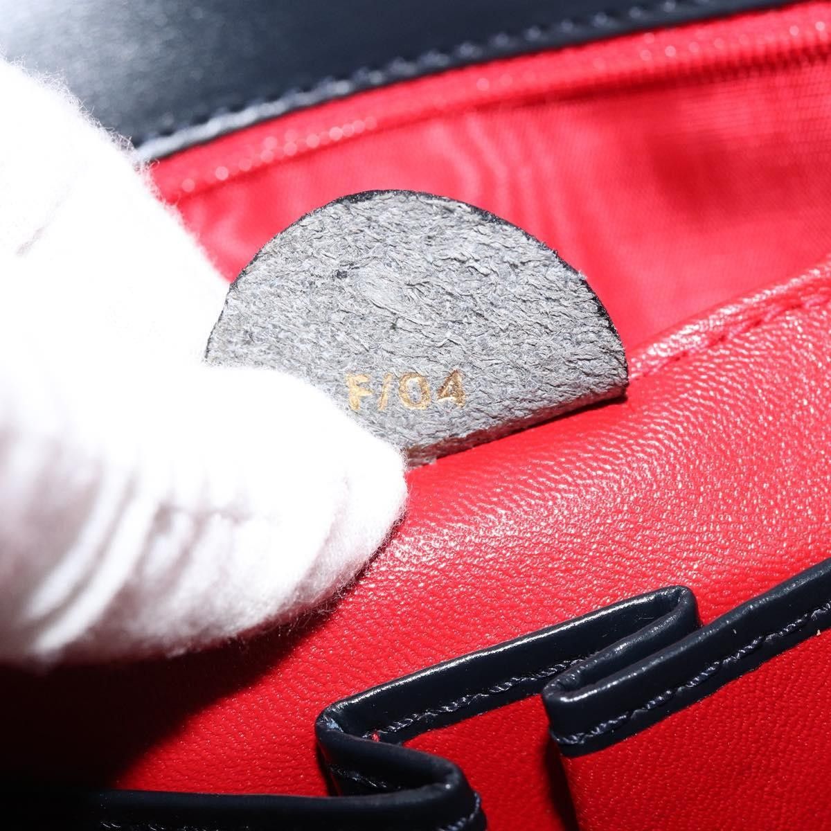 Celine Celine Circle Logo Handbag Leather Size ONE SIZE - 7 Thumbnail