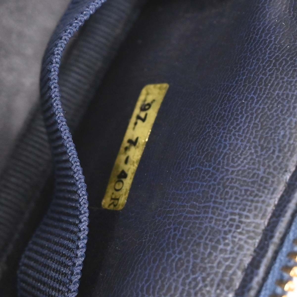 Chanel Chanel Vintage CC Vanity Case Denim Size ONE SIZE - 5 Thumbnail