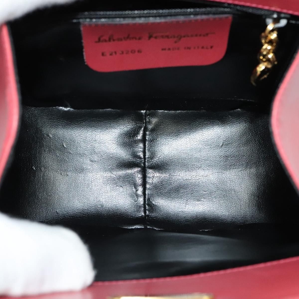 Salvatore Ferragamo Salvatore Ferragamo Gancini Shoulder Bag Leather Size ONE SIZE - 5 Thumbnail