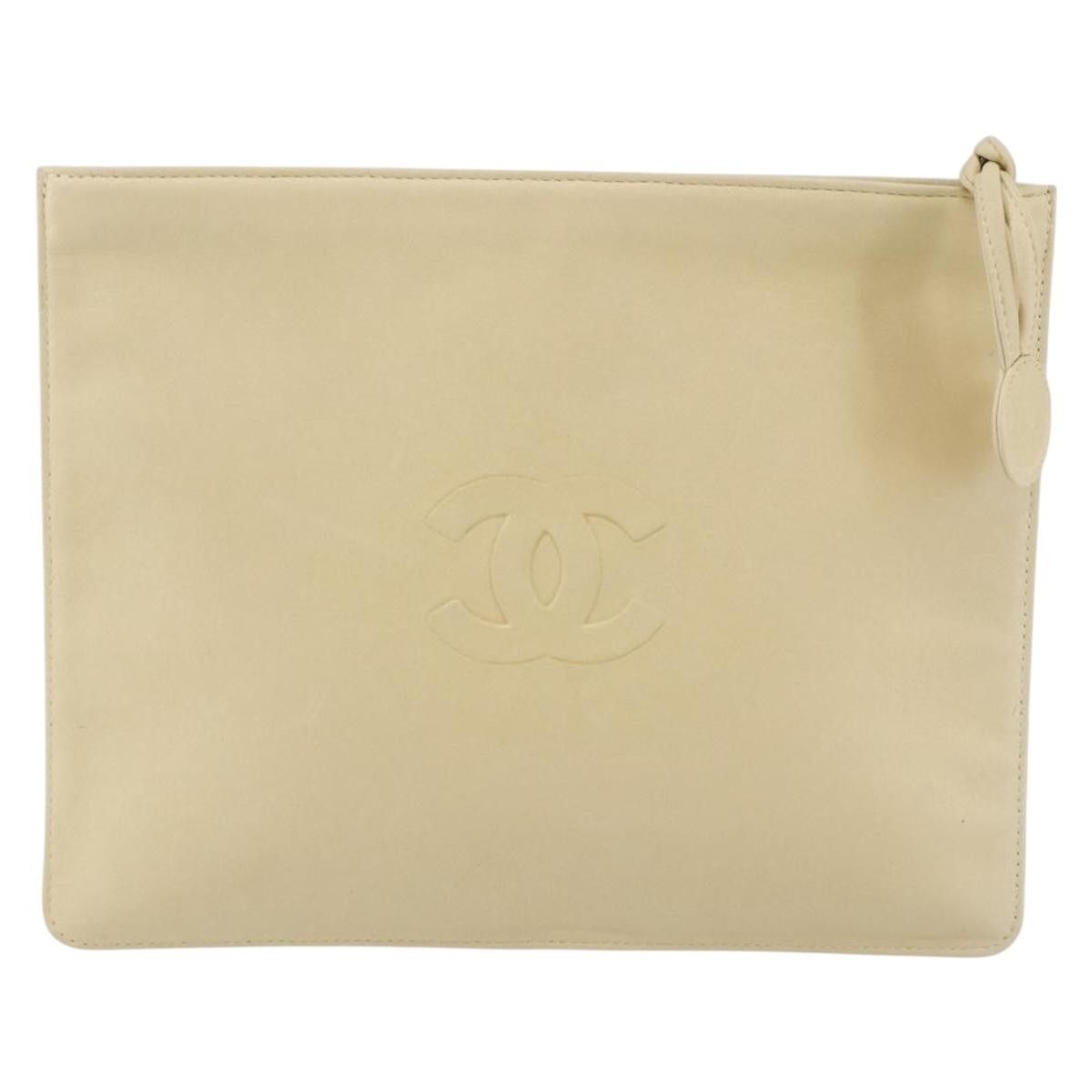 Chanel Chanel CC Pochette Quilted Caviar Size ONE SIZE - 16 Thumbnail