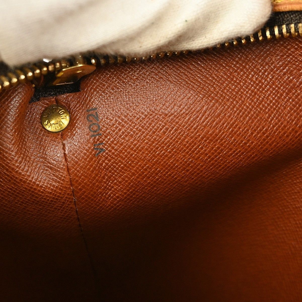 Louis Vuitton Louis Vuitton Drouot Handbag Monogram Canvas Size ONE SIZE - 5 Thumbnail