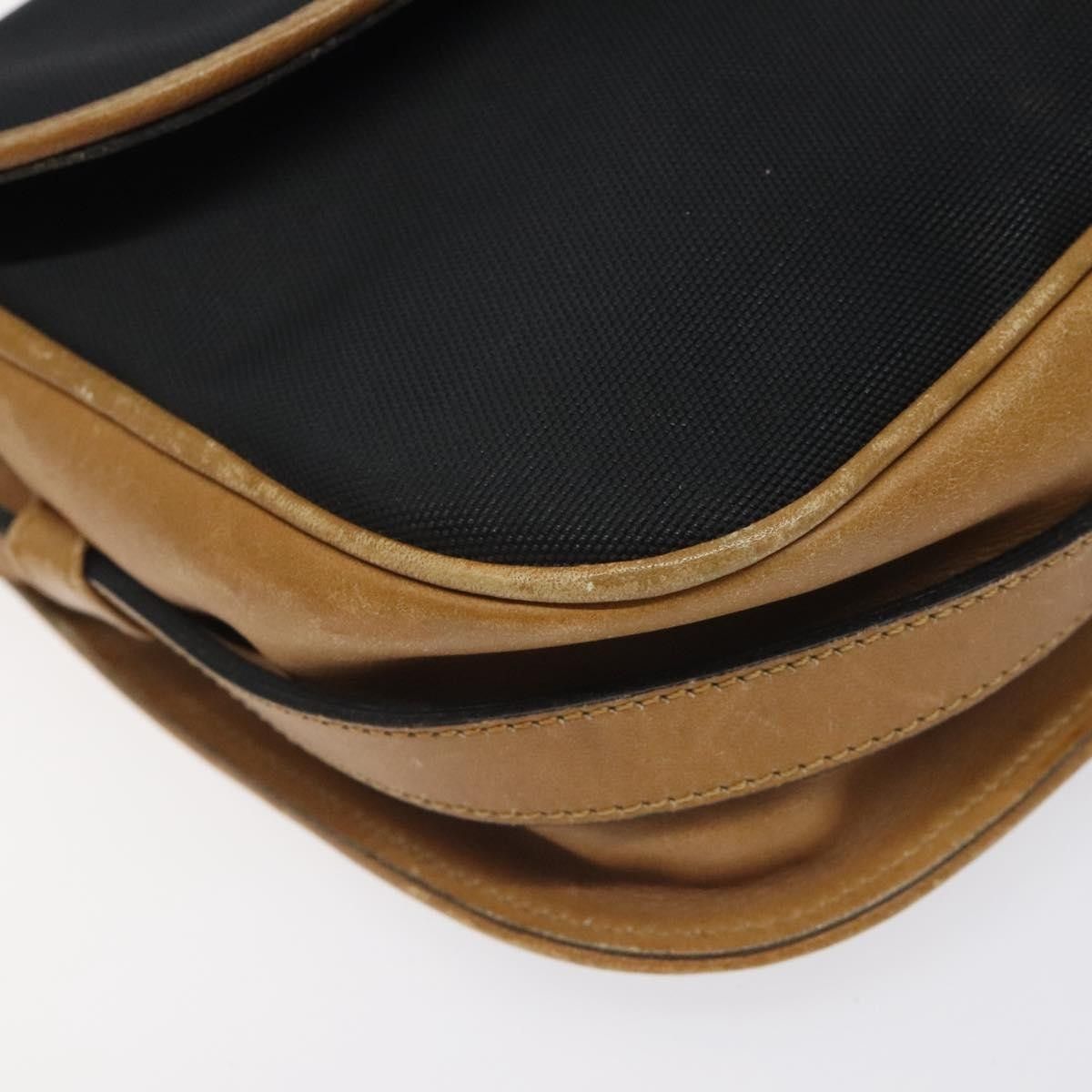 Celine Celine Vintage Triomphe Shoulder Bag Canvas Size ONE SIZE - 9 Thumbnail