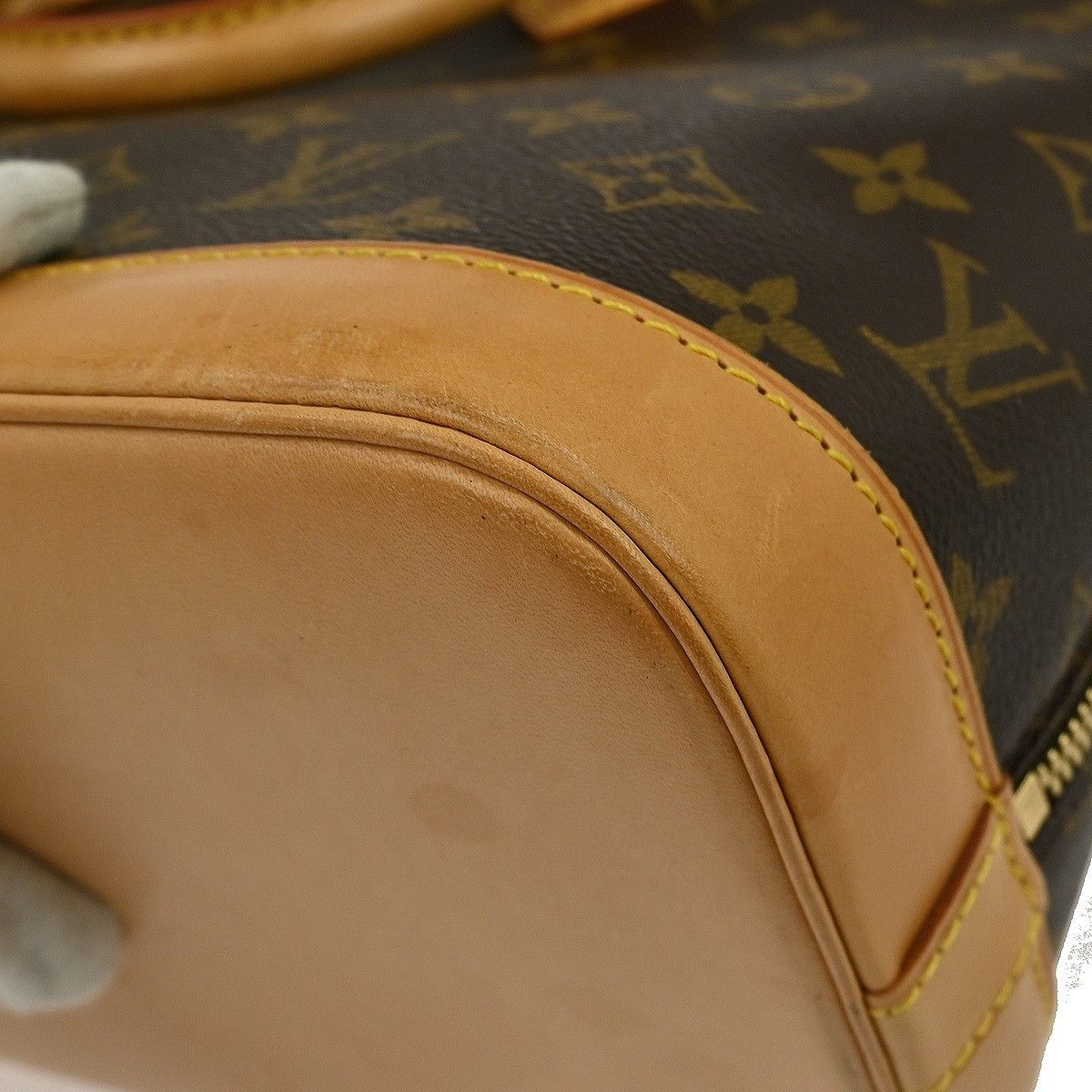 Louis Vuitton Louis Vuitton Alma Handbag Monogram Canvas Size ONE SIZE - 4 Thumbnail