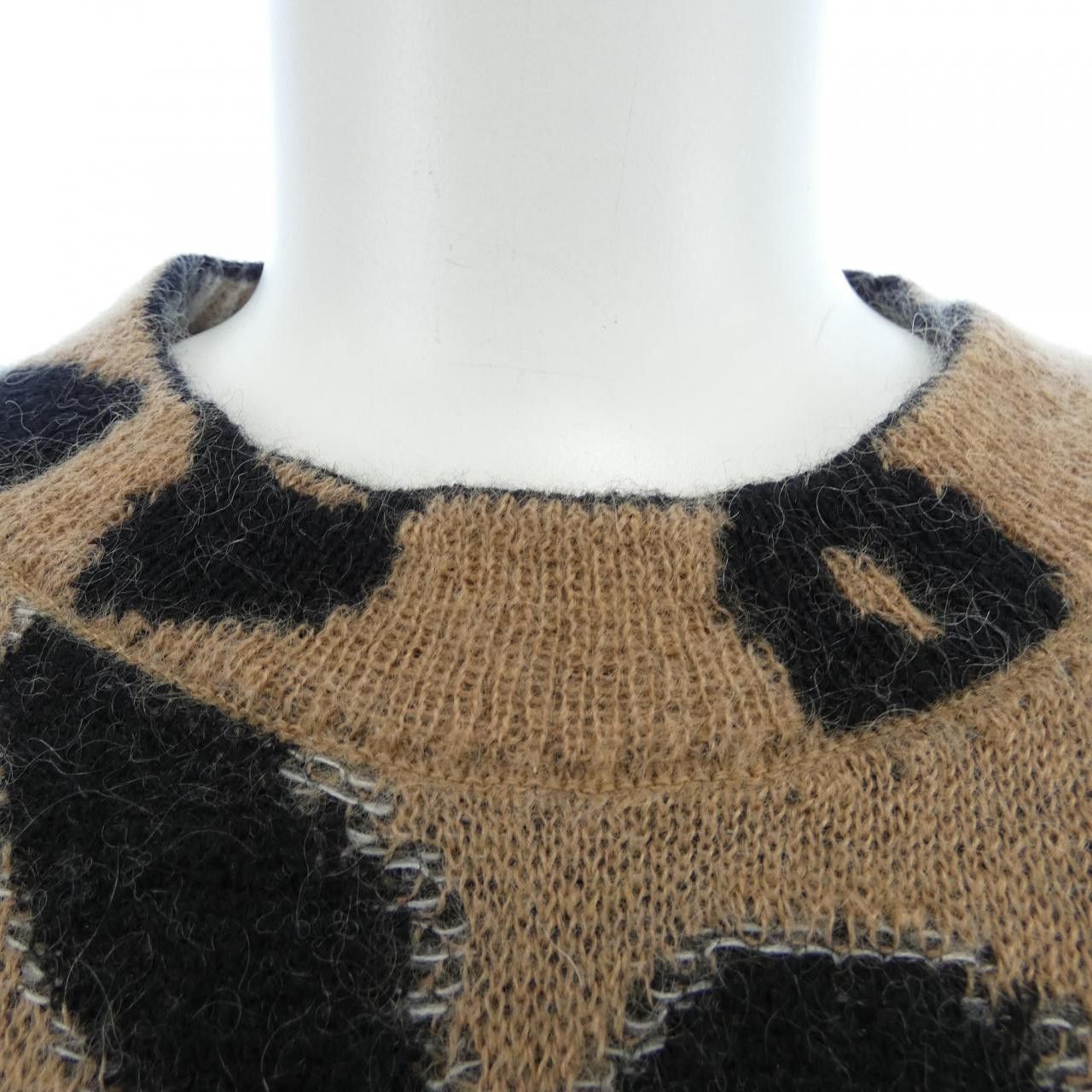 Chanel Chanel Chanel P75361K10782 23A Cashmere Knit Others Tops P75361K10782 23A DUTY FREE for USA Size ONE SIZE - 6 Thumbnail