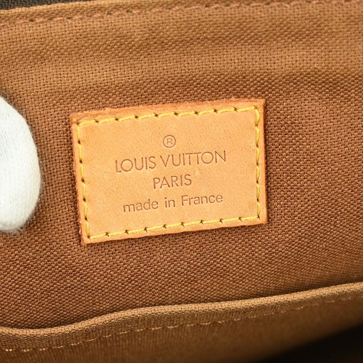 Louis Vuitton Louis Vuitton Popincourt Tote Monogram Canvas Size ONE SIZE - 4 Thumbnail