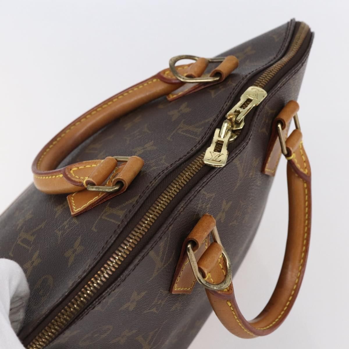 Louis Vuitton Louis Vuitton Alma Handbag Monogram Canvas Size ONE SIZE - 16 Thumbnail