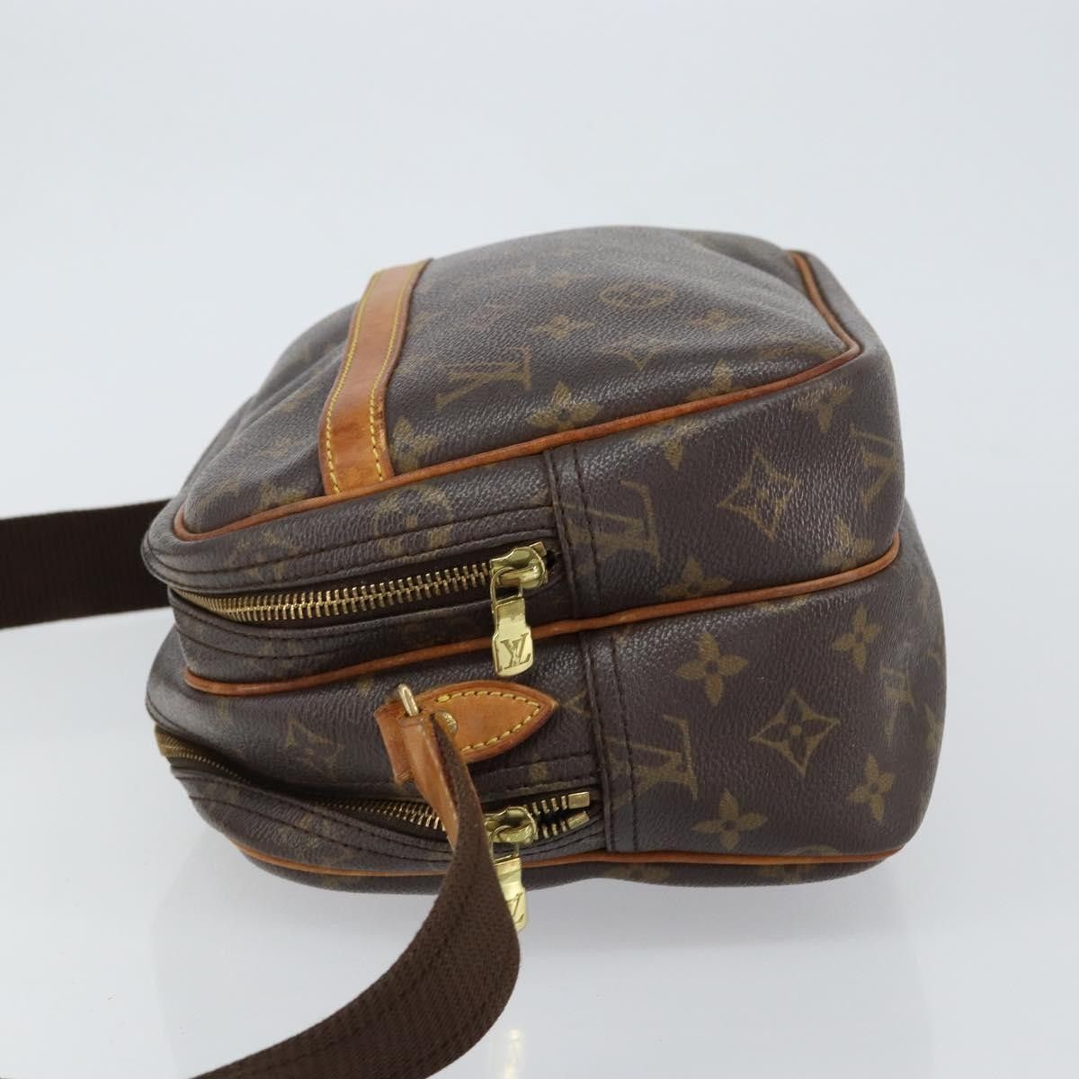 Louis Vuitton Louis Vuitton Reporter Bag Monogram Canvas Size ONE SIZE - 4 Thumbnail