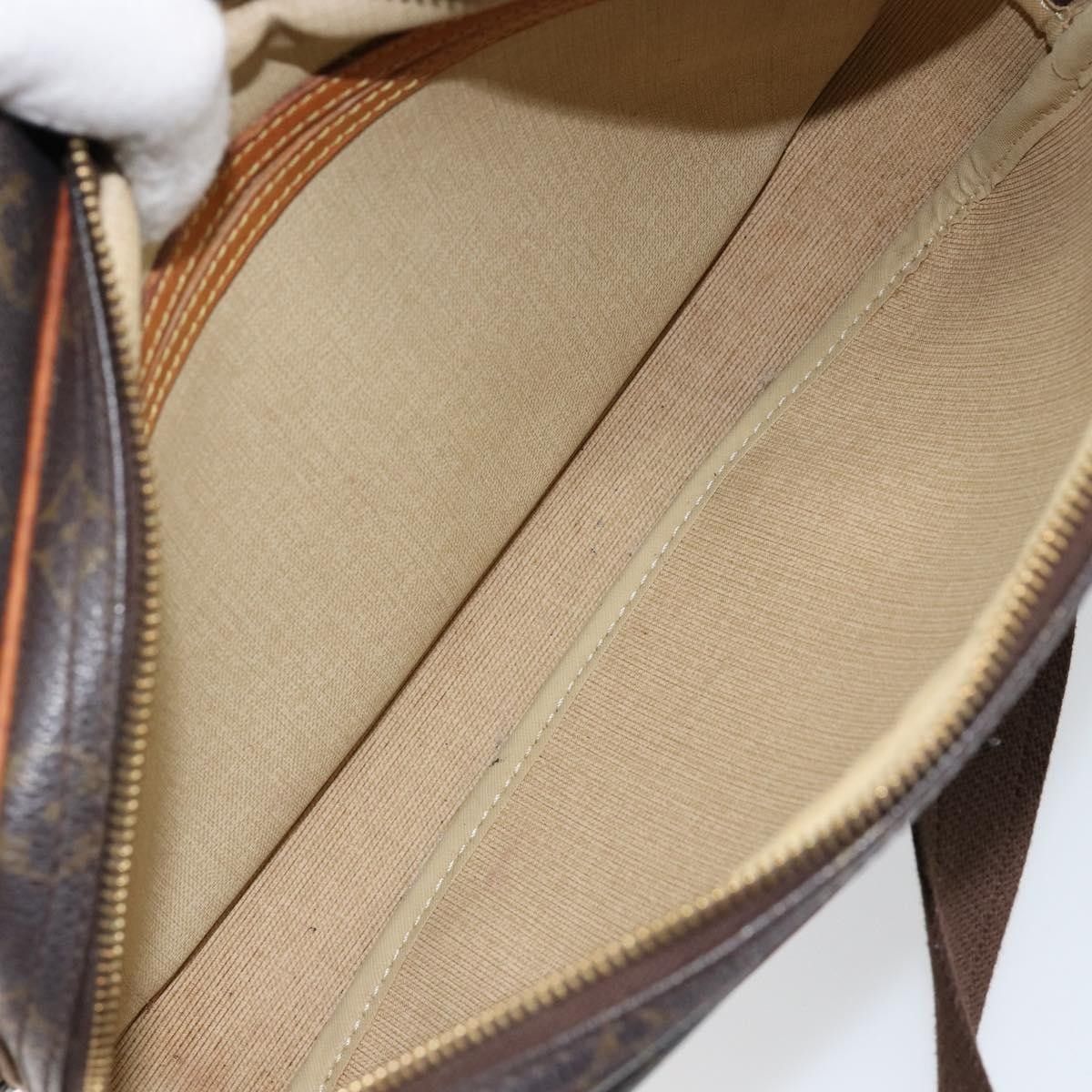 Louis Vuitton Louis Vuitton Reporter Bag Monogram Canvas Size ONE SIZE - 5 Thumbnail