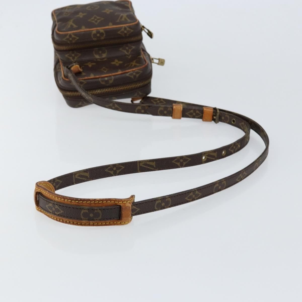 Louis Vuitton Louis Vuitton Amazone Bag Monogram Canvas Size ONE SIZE - 8 Thumbnail