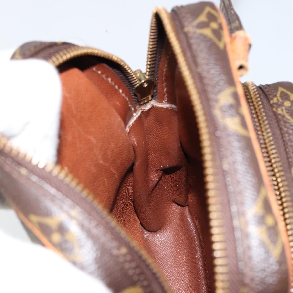 Louis Vuitton Louis Vuitton Amazone Bag Monogram Canvas Size ONE SIZE - 20 Thumbnail