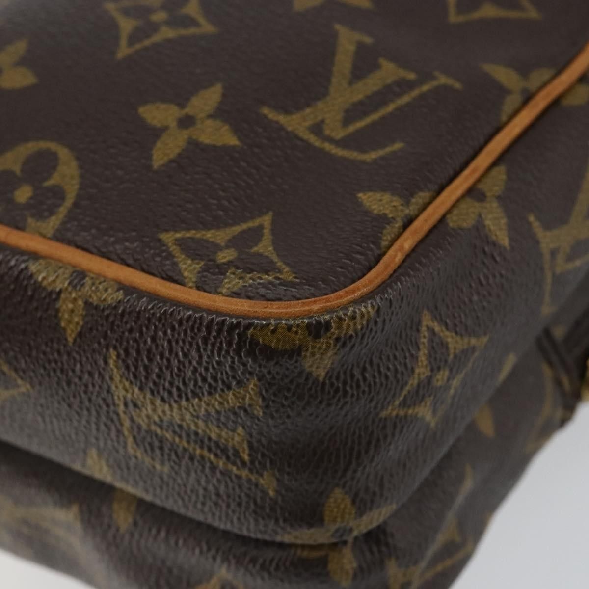 Louis Vuitton Louis Vuitton Amazone Bag Monogram Canvas Size ONE SIZE - 11 Thumbnail