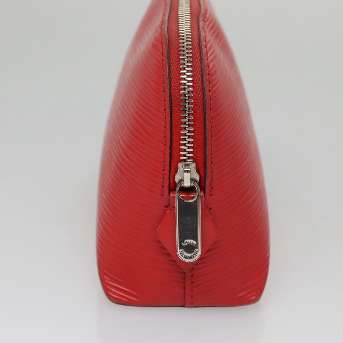Louis Vuitton Louis Vuitton Cosmetic Pouch Epi Leather Size ONE SIZE - 4 Thumbnail