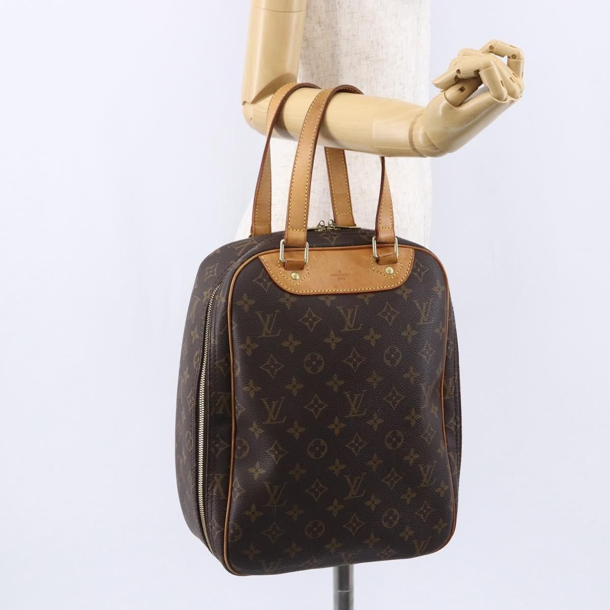 Louis Vuitton Louis Vuitton Excursion Handbag Monogram Canvas Size ONE SIZE - 15 Thumbnail