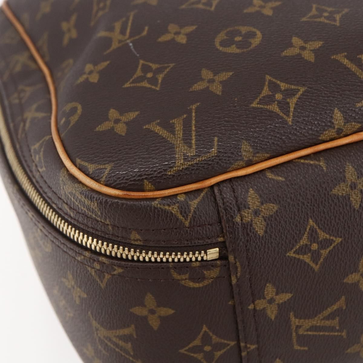 Louis Vuitton Louis Vuitton Excursion Handbag Monogram Canvas Size ONE SIZE - 10 Thumbnail