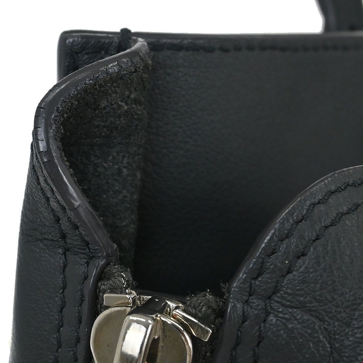 Balenciaga Balenciaga Papier A4 Zip Around Classic Studs Bag Leather Size ONE SIZE - 7 Thumbnail
