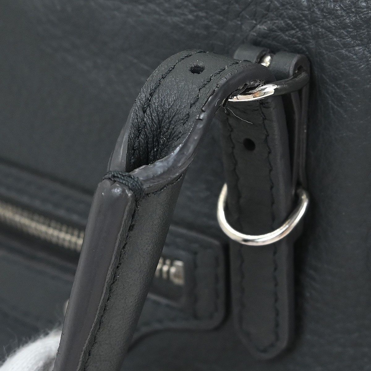 Balenciaga Balenciaga Papier A4 Zip Around Classic Studs Bag Leather Size ONE SIZE - 9 Thumbnail