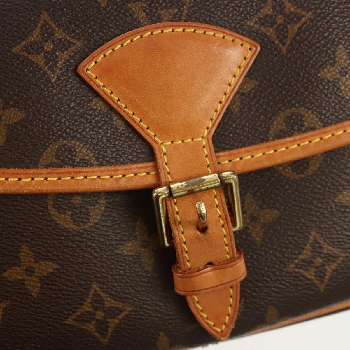 Louis Vuitton Louis Vuitton Sologne Handbag Monogram Canvas Size ONE SIZE - 23 Thumbnail