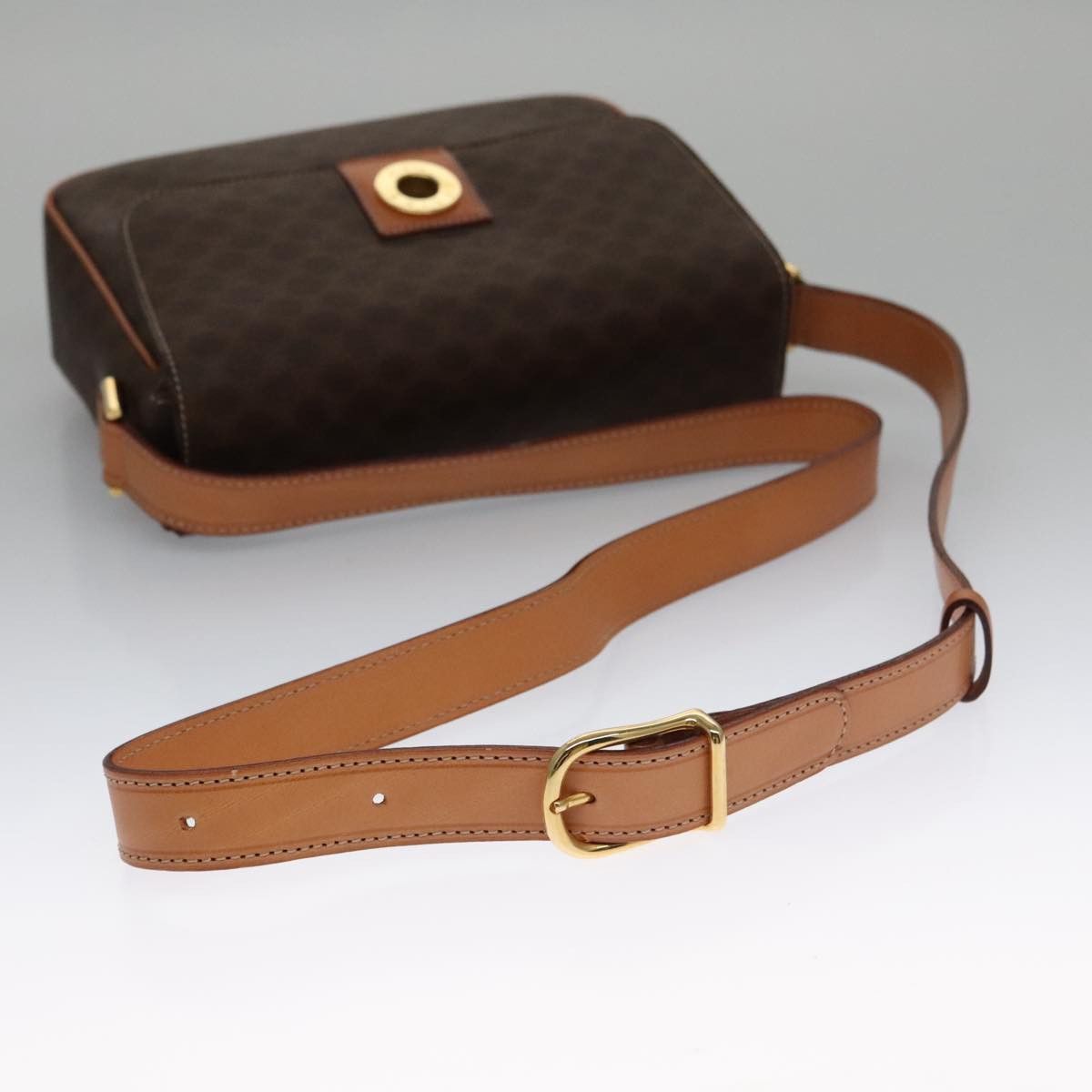 Celine Celine Vintage Macadam Circle Logo Shoulder Bag Canvas and Leather Size ONE SIZE - 9 Thumbnail