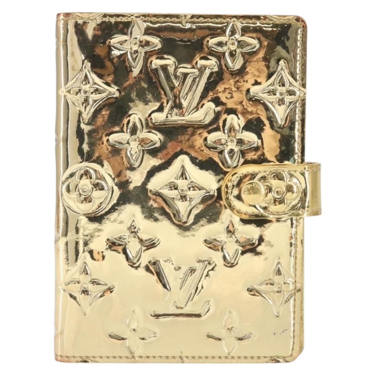 Louis Vuitton Louis Vuitton Agenda Cover Patent Leather Size ONE SIZE - 21 Thumbnail