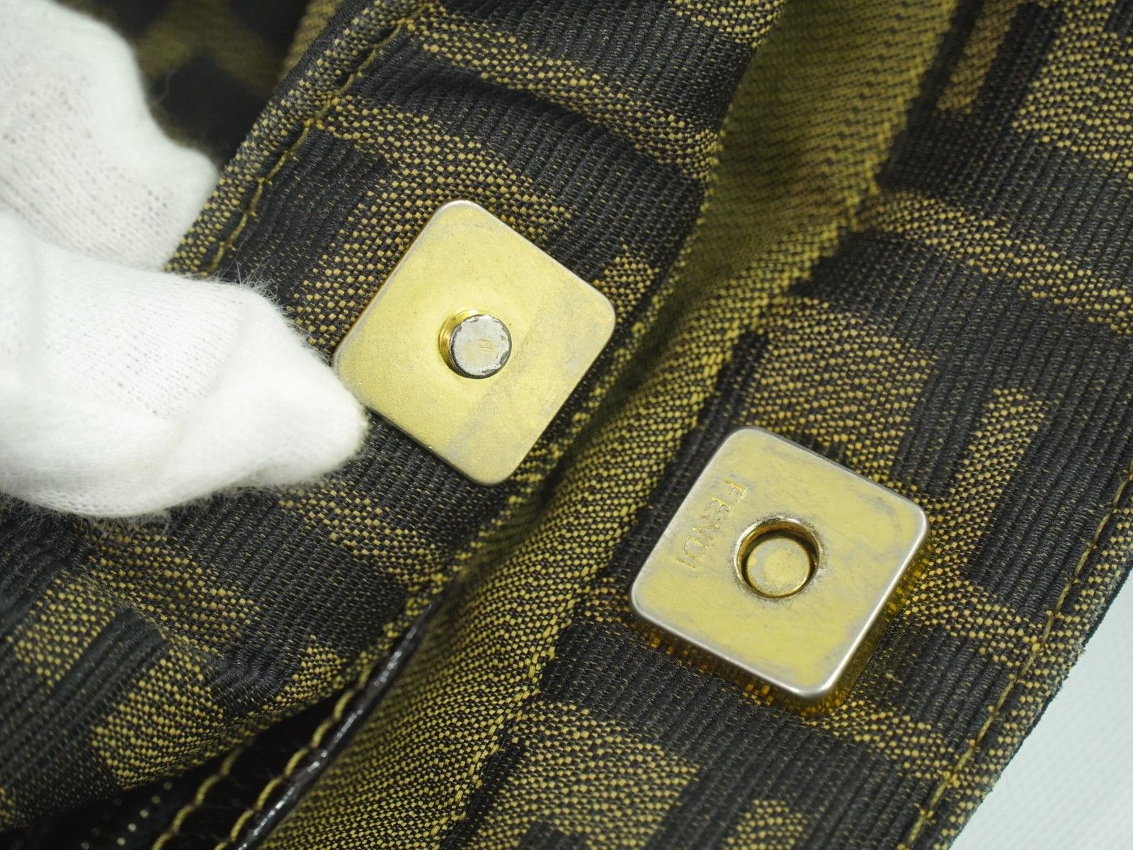 Fendi Fendi Vintage Zucca Handbag Zucca Size ONE SIZE - 18 Thumbnail