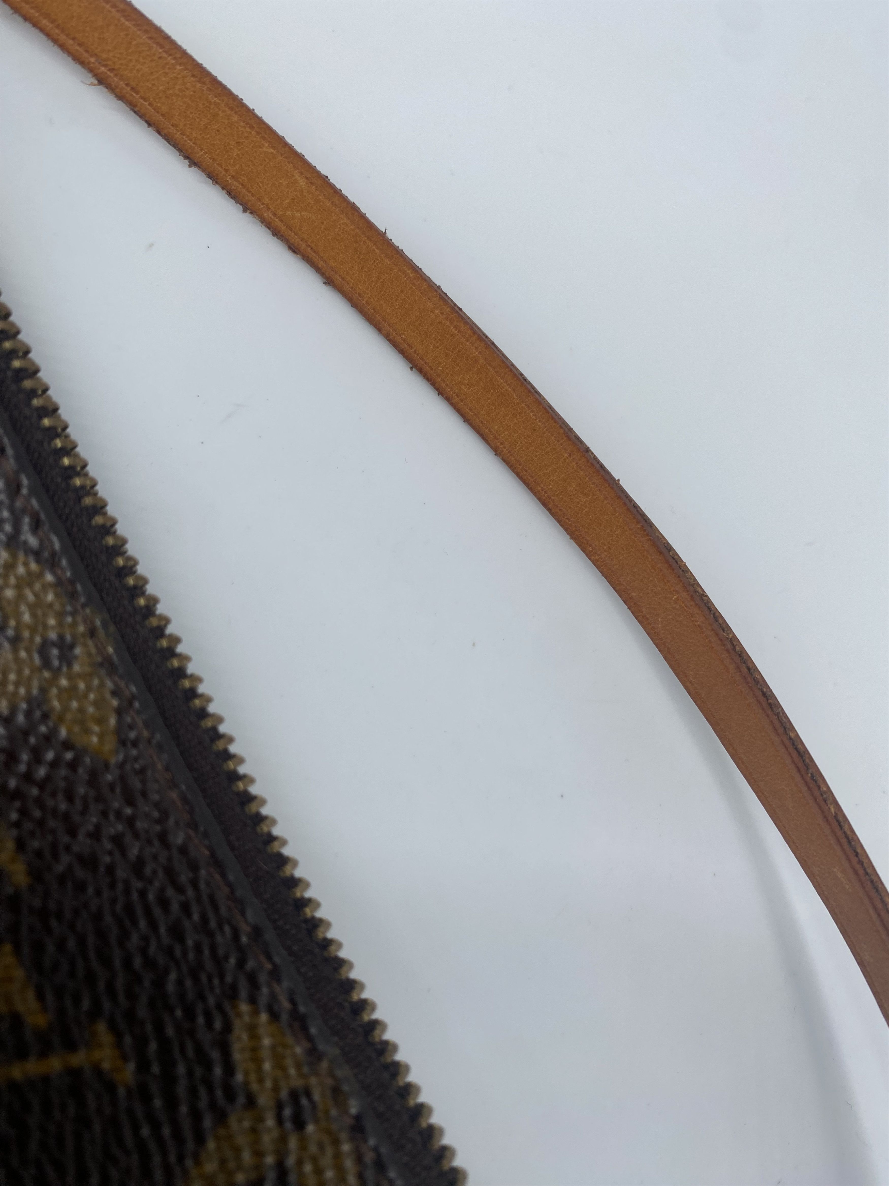 Louis Vuitton Louis Vuitton Pochette Accessoires Monogram Canvas Size ONE SIZE - 6 Thumbnail